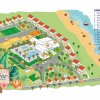 Mappa di un resort con varie strutture e spiaggia.